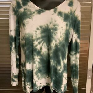 Time and Tru tee shirt